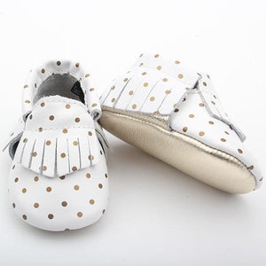 Pretty leather baby shoes. Baby shoes and footwear online