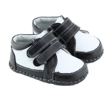 Load image into Gallery viewer, Greysir Baby Shoes - Two Little Feet
